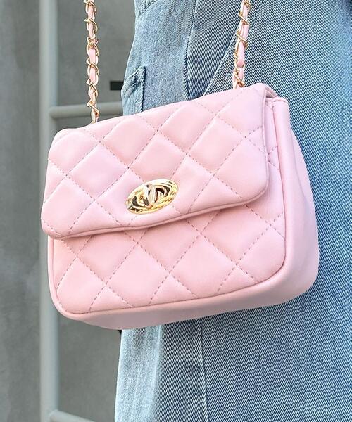 INGNI（イング）の「キルティングミニショルダーバッグ（ショルダーバッグ・レディース・オフホワイト/シルバー/ピンク/ブラック・ONE SIZE）」の4枚目の写真