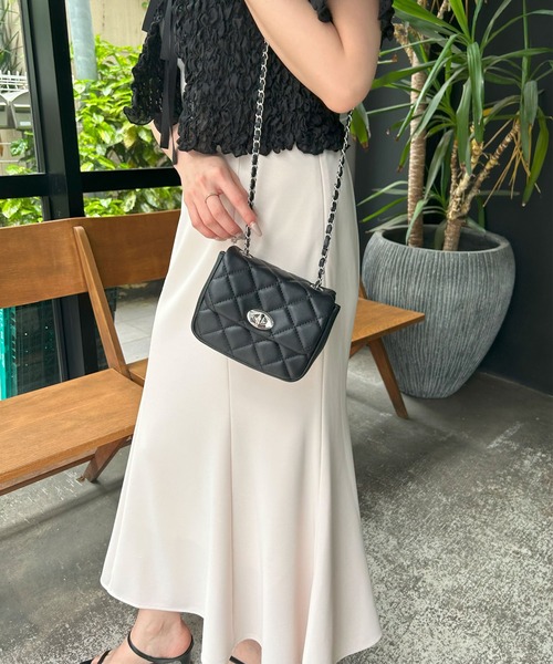 INGNI（イング）の「キルティングミニショルダーバッグ（ショルダーバッグ・レディース・オフホワイト/シルバー/ピンク/ブラック・ONE SIZE）」の13枚目の写真