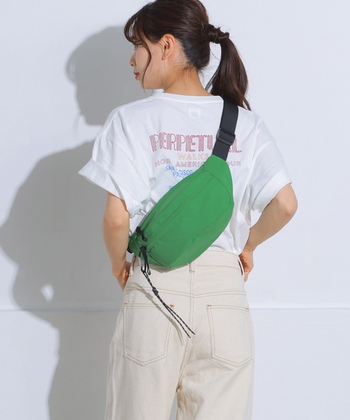 ALTROSE（アルトローズ）の「ミニ ボディバッグ 推し活 メンバーカラー ティム（ボディバッグ/ウエストポーチ・レディース・ピンク/グリーン/レッド/ベージュ/オレンジ/イエロー/パープル/ブラック/アイボリー/ブルー/シルバー・FREE）」の17枚目の写真