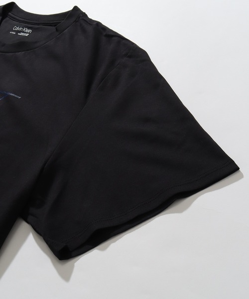 Calvin Klein(カルバン・クライン)の「【Calvin Klein/カルバンクライン】ロゴプリント ショートスリーブTシャツ(Tシャツ/カットソー・メンズ・ブラック/ホワイト・XL/L/M/S)」の8枚目の写真