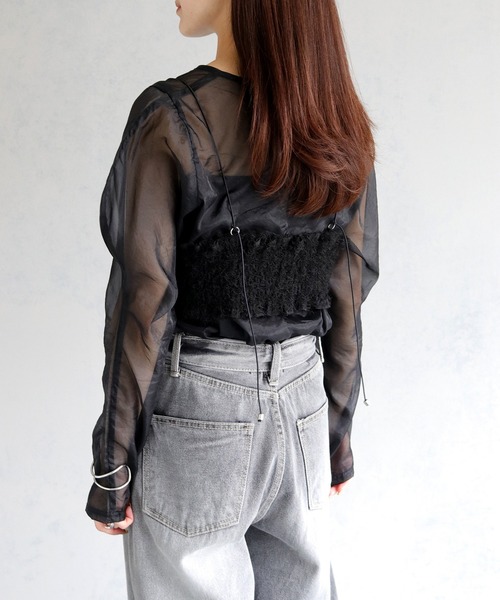 cheriella（シェリエラ）の「【cheriella】シャギービスチェトップス SHAGGY BUSTIER TOPS（ベスト・レディース・オフホワイト/ブラック・M）」の14枚目の写真