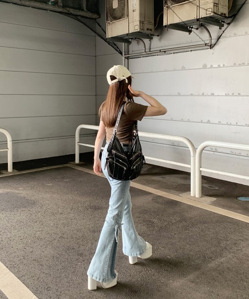 non-hedge(ノンヘッジ)の「ハーフムーン多ポケットショルダーバッグ(ショルダーバッグ・レディース・シルバーグレー/ブラック/ホワイト/ブラウン/シルバー/レッド・FREE)」の8枚目の写真