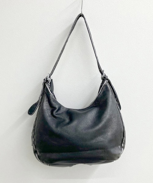 non-hedge(ノンヘッジ)の「ハーフムーン多ポケットショルダーバッグ(ショルダーバッグ・レディース・シルバーグレー/ブラック/ホワイト/ブラウン/シルバー/レッド・FREE)」の18枚目の写真