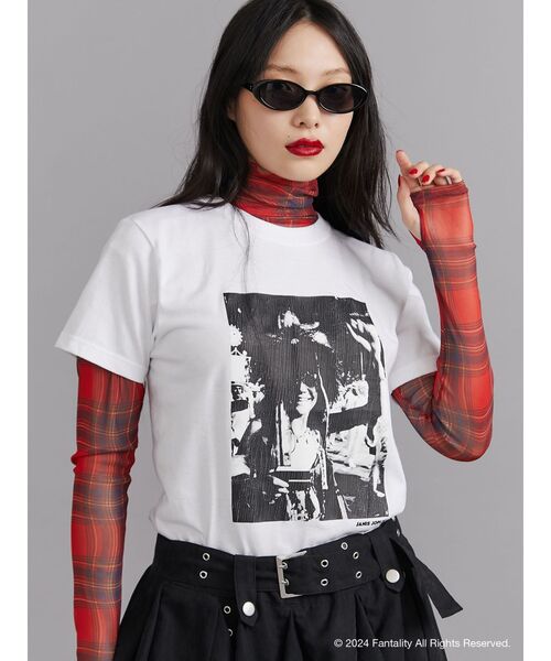 jouetie(ジュエティ)の「【JANIS】Distressed photo print t-shirts【コラボ】(Tシャツ/カットソー・レディース・レッド/ピンク/ブラック/オフホワイト・MEDIUM)」の5枚目の写真