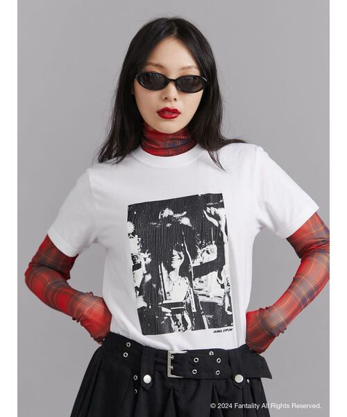 jouetie(ジュエティ)の「【JANIS】Distressed photo print t-shirts【コラボ】(Tシャツ/カットソー・レディース・レッド/ピンク/ブラック/オフホワイト・MEDIUM)」の7枚目の写真