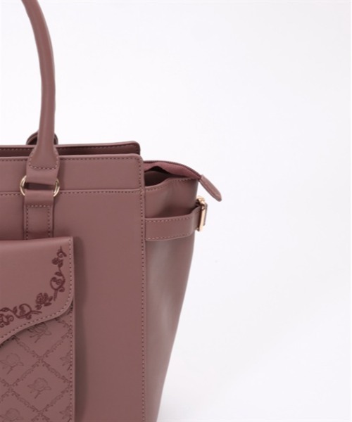 axes femme（アクシーズファム）の「鍵モチーフ付型押しＡ４トート（トートバッグ・レディース・ブラック/グレイッシュベージュ/ピンク・FREE）」の15枚目の写真