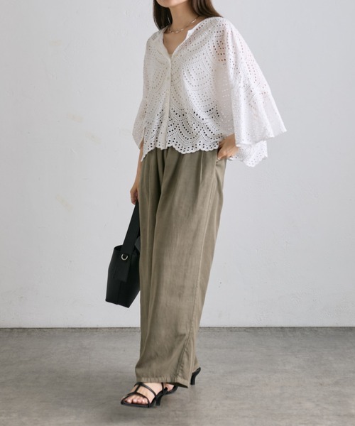 PUAL CE CIN（ピュアルセシン）の「スカラップレースフレアスリーブブラウス（シャツ/ブラウス・レディース・オフホワイト/ブラック・FREE）」の9枚目の写真