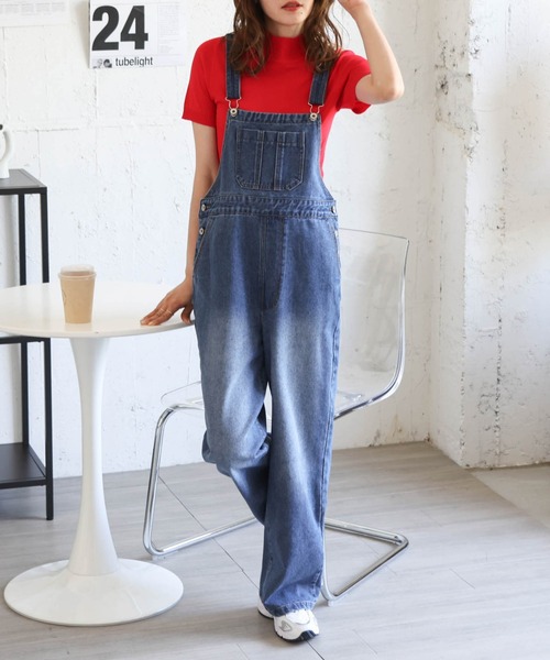 AMELY(エミリー)の「ハートデザイン加工デニムサロペット(サロペット/オーバーオール・レディース・ライトブルー/ブルー・M/L)」の3枚目の写真