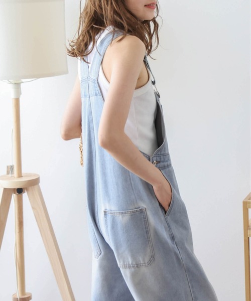 AMELY(エミリー)の「ハートデザイン加工デニムサロペット(サロペット/オーバーオール・レディース・ライトブルー/ブルー・M/L)」の10枚目の写真