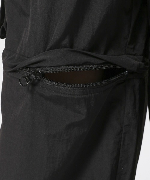 niko and...（ニコアンド）の「2WAYジップカーゴパンツ（カーゴパンツ・メンズ・ブラック/ライトグレー・MEDIUM/LARGE）」の10枚目の写真