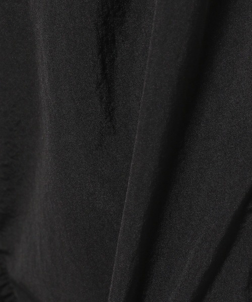 niko and...（ニコアンド）の「2WAYジップカーゴパンツ（カーゴパンツ・メンズ・ブラック/ライトグレー・MEDIUM/LARGE）」の3枚目の写真