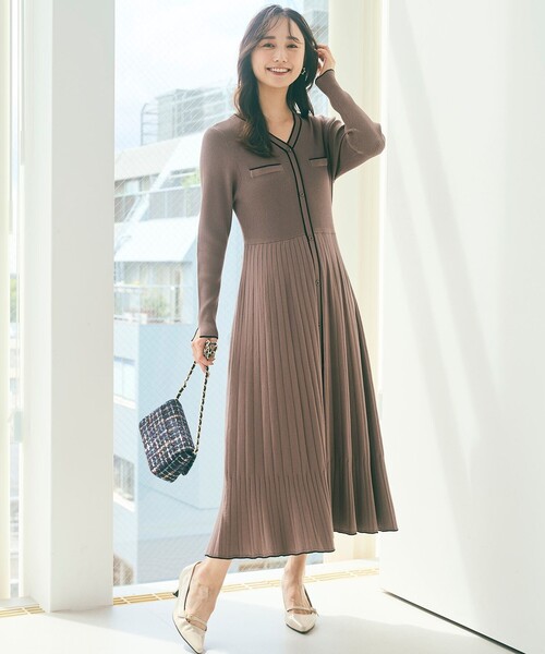 ANY SIS(エニィスィス)の「【23.0~24.0cm】ミニストーンバックル パンプス(パンプス・レディース・ベージュ系/ブラック系・SMALL/MEDIUM/LARGE)」の16枚目の写真