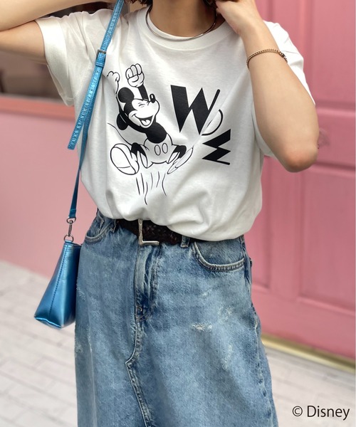 Disney（ディズニー）の「【Disney(ディズニー)】別注 ミッキーマウス / WOWプリント半袖Tシャツ（Tシャツ/カットソー・レディース・ベージュ/ホワイト×ピンク/ホワイト×ブラック/オートミール・MEDIUM/LARGE）」の9枚目の写真