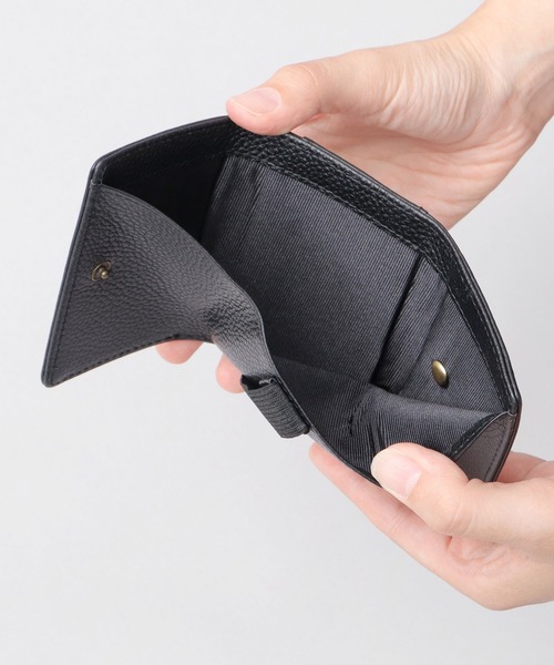本革 三つ折り コンパックウォレット ジップポケット付き（財布
