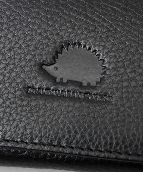 黒レザー三つ折り財布 ジッパーポケット付き ea49a8eb2f65d9d4ca681dbe98614a