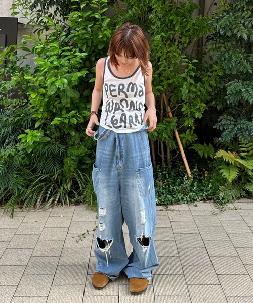 shesame（シーセム）の「graffiti logo tank top（タンクトップ・レディース・ブラウン/ピンク/レッド/クリーム/ブルー・フリー）」の22枚目の写真