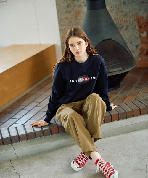 TOMMY HILFIGER(トミーヒルフィガー)の「【オンライン・ZOZO限定カラー】ヒルフィガーロゴ裏起毛スウェット(スウェット・メンズ・ホワイト/ネイビー/ブルー・SMALL/MEDIUM/LARGE/X-LARGE)」の11枚目の写真