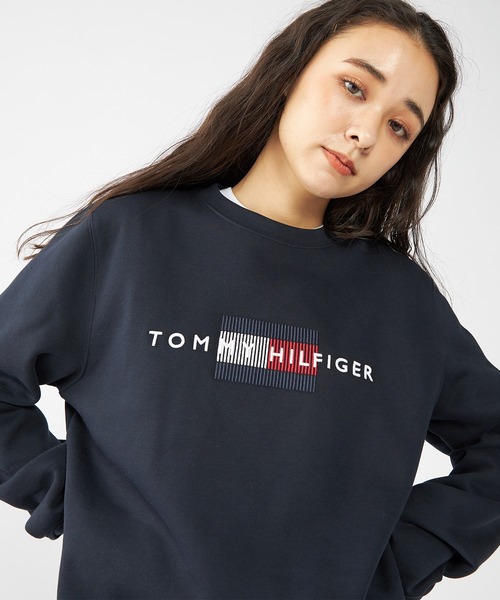 TOMMY HILFIGER(トミーヒルフィガー)の「【オンライン・ZOZO限定カラー】ヒルフィガーロゴ裏起毛スウェット(スウェット・メンズ・ホワイト/ネイビー/ブルー・SMALL/MEDIUM/LARGE/X-LARGE)」の9枚目の写真