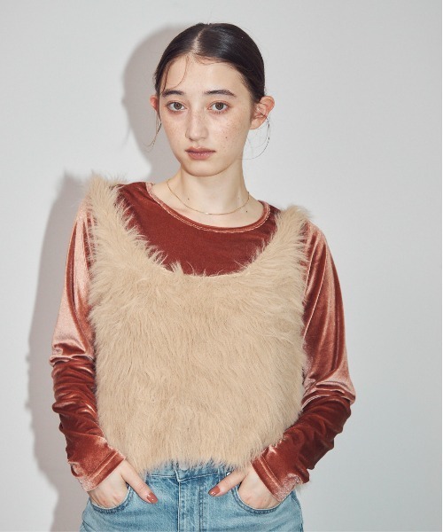 MOCOA'S(モコアズ)の「ラウンドネックベロアトップス(Tシャツ/カットソー・レディース・グリーン/ブラウン系その他/ナチュラル・FREE)」の14枚目の写真