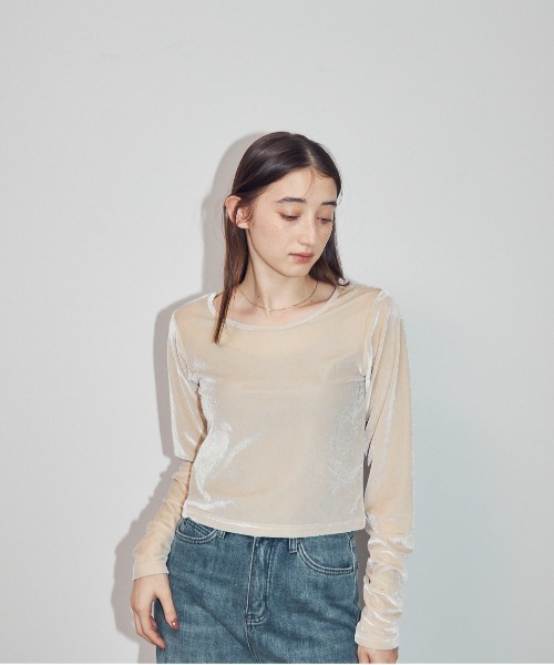 MOCOA'S(モコアズ)の「ラウンドネックベロアトップス(Tシャツ/カットソー・レディース・グリーン/ブラウン系その他/ナチュラル・FREE)」の20枚目の写真