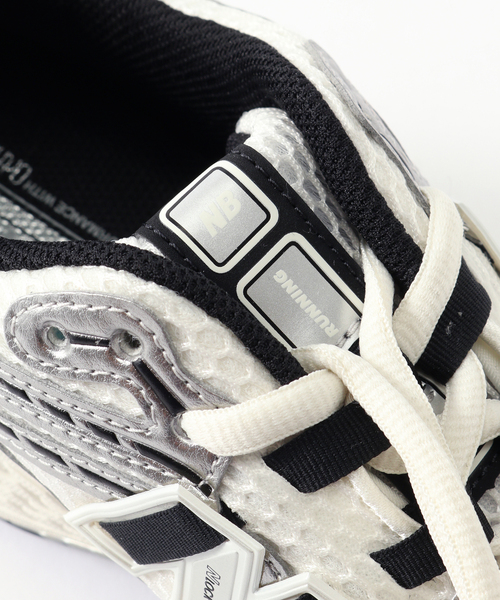 NEW BALANCE(ニューバランス)の「《WEB限定》【New Balance / ニューバランス】M1906RER(スニーカー・メンズ・ブラック・26cm/26.5cm/27cm/27.5cm/28cm)」の8枚目の写真