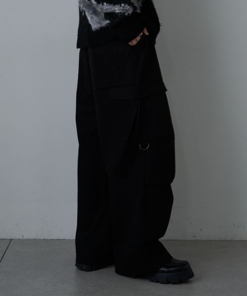 COLONY 2139（コロニートゥーワンスリーナイン）の「Hツイルストレッチパラシュートカーゴパンツ（カーゴパンツ・メンズ・ブラック/カーキ・MEDIUM/LARGE）」の6枚目の写真