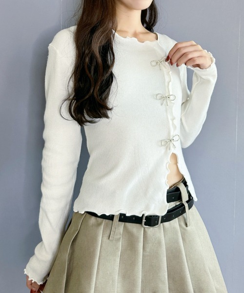 Silly（シリー）の「【韓国コーデに大活躍◎】リボンメロウトップス（Tシャツ/カットソー・レディース・ブラック/ホワイト・フリー）」の3枚目の写真