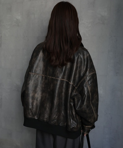 ap retro(アプレトロ)の「【ファー襟取り外し可能】 フェイクレザーブルゾン / ヴィンテージ加工ジャケット(ブルゾン・レディース・ブラウン/ブラック/ブラック系その他/ブラウン系その他・FREE)」の22枚目の写真