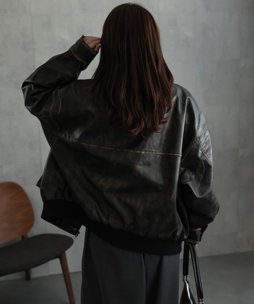 ap retro(アプレトロ)の「【ファー襟取り外し可能】 フェイクレザーブルゾン / ヴィンテージ加工ジャケット(ブルゾン・レディース・ブラウン/ブラック/ブラック系その他/ブラウン系その他・FREE)」の18枚目の写真