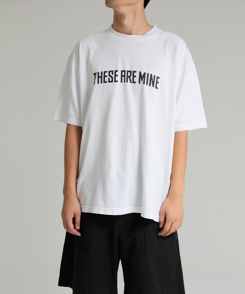 DELUXE(デラックス)の「DELUXE x MINE USA TEE / PHILOSOPHY(Tシャツ/カットソー・メンズ・ブラック/ホワイト・MEDIUM/LARGE)」の2枚目の写真