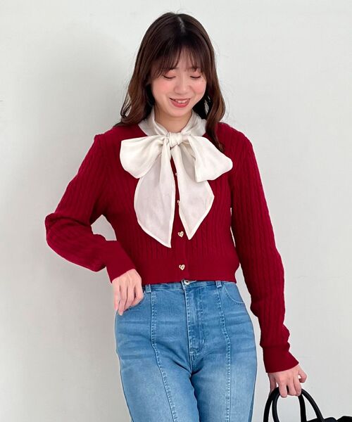 MAJESTIC LEGON（マジェスティックレゴン）の「ハートボタンケーブルニットカーデ（カーディガン/ボレロ・レディース・ネイビー/アイボリー/レッド/ピンク・MEDIUM）」の10枚目の写真