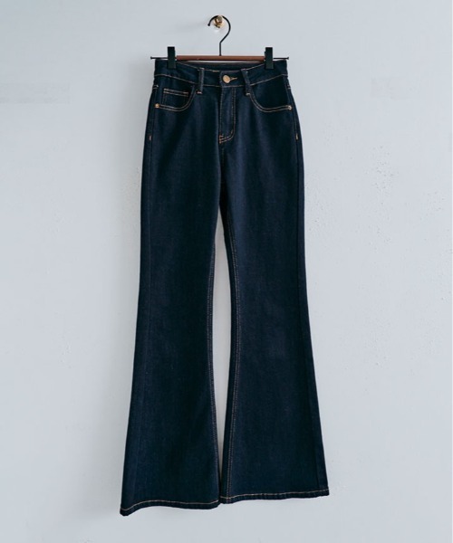 kirakiraShop(キラキラショップ)の「ハイウエスト ブーツカット デニム(デニムパンツ・レディース・インディゴブルー・M/S/L)」の10枚目の写真