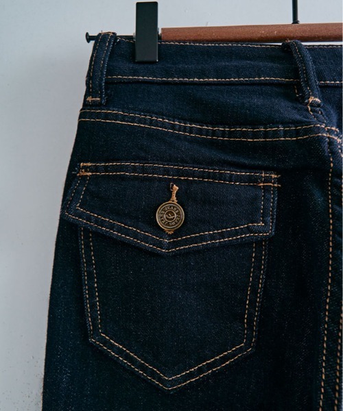 kirakiraShop(キラキラショップ)の「ハイウエスト ブーツカット デニム(デニムパンツ・レディース・インディゴブルー・M/S/L)」の16枚目の写真