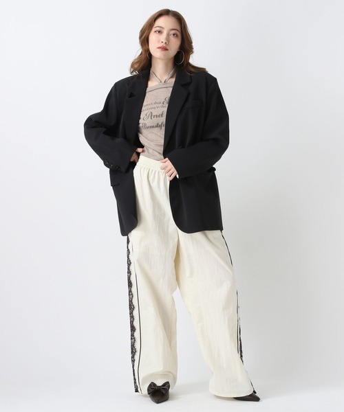 FOREVER 21（フォーエバー トゥエンティーワン）の「【2025SS】オーバーテーラードジャケット（テーラードジャケット・レディース・ブラック/ナチュラル/グレー・FREE）」の4枚目の写真