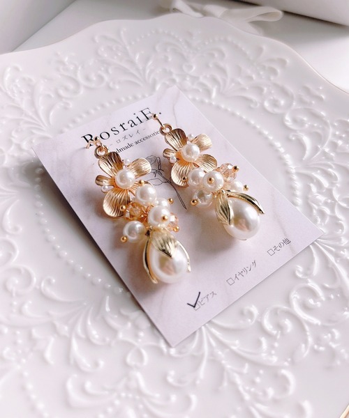 tone(トーン)の「【RosraiE】マットフラワー×つぼみパールビーズ ピアス(MA)(ピアス(両耳用)・レディース・ゴールド・FREE)」の3枚目の写真