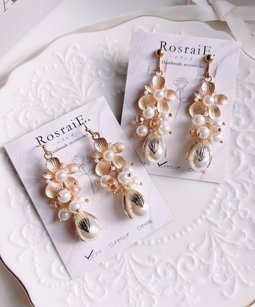 tone(トーン)の「【RosraiE】マットフラワー×つぼみパールビーズ ピアス(MA)(ピアス(両耳用)・レディース・ゴールド・FREE)」の7枚目の写真