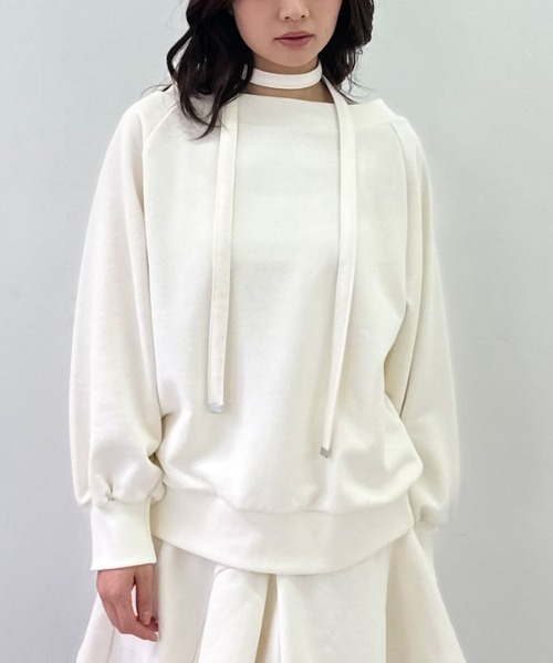 archives（アルシーヴ）の「【25ss/ＳＥＴＵＰ対応/トレンドアイテム】オフショルチョーカースウェット（スウェット・レディース・ブラック/アイボリー/グレー・MEDIUM）」の6枚目の写真