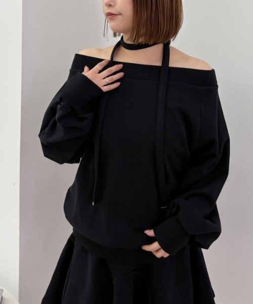 archives（アルシーヴ）の「【25ss/ＳＥＴＵＰ対応/トレンドアイテム】オフショルチョーカースウェット（スウェット・レディース・ブラック/アイボリー/グレー・MEDIUM）」の13枚目の写真