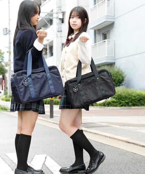 VitaFelice（ヴィータフェリーチェ）の「【ハートチャーム付き】スクバ スクールバッグ JK 通学 中学生 高校生（トートバッグ・レディース・ブラウン/ブラック/ブラック系/ネイビー・FREE）」の22枚目の写真