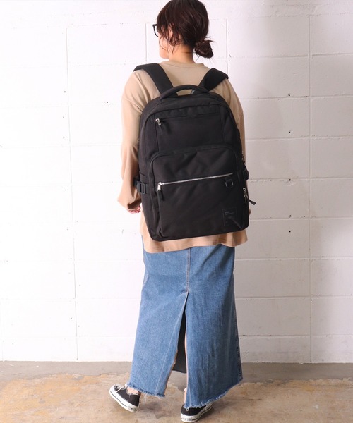 anello（アネロ）の「(LF)【anello】11ポケット/35L 両面撥水加工 大容量 バックパック（バックパック/リュック・レディース・ブラック×ピンク/ブラック×ブルー/ブラック×ブラック・ONE SIZE）」の4枚目の写真