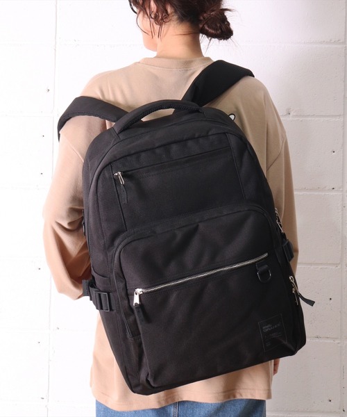anello（アネロ）の「(LF)【anello】11ポケット/35L 両面撥水加工 大容量 バックパック（バックパック/リュック・レディース・ブラック×ピンク/ブラック×ブルー/ブラック×ブラック・ONE SIZE）」の5枚目の写真