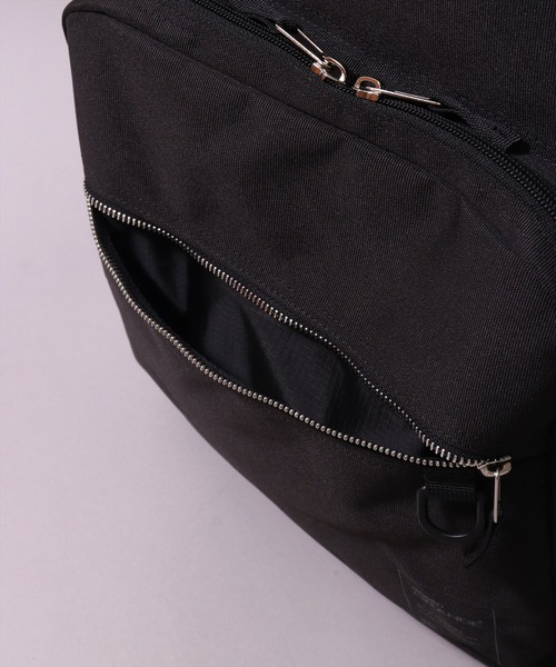 anello（アネロ）の「(LF)【anello】11ポケット/35L 両面撥水加工 大容量 バックパック（バックパック/リュック・レディース・ブラック×ピンク/ブラック×ブルー/ブラック×ブラック・ONE SIZE）」の17枚目の写真