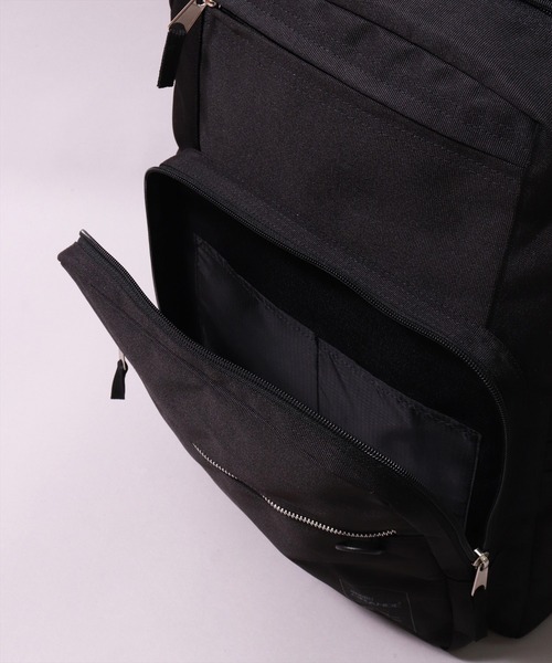 anello（アネロ）の「(LF)【anello】11ポケット/35L 両面撥水加工 大容量 バックパック（バックパック/リュック・レディース・ブラック×ピンク/ブラック×ブルー/ブラック×ブラック・ONE SIZE）」の18枚目の写真