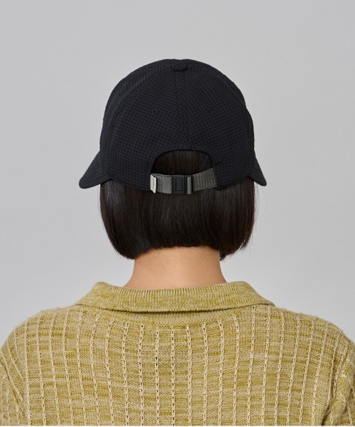 OVERRIDE（オーバーライド）の「OVERRIDE  GINGHAM SUCKER WIDE CAP SGP / オーバーライド（キャップ・レディース・ブラック/グレー/ネイビー・57~59cm）」の11枚目の写真