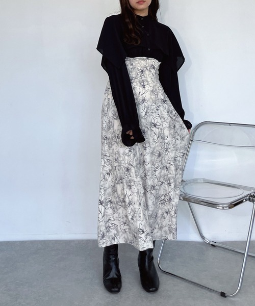 AS KNOW AS plus（アズノゥアズプラス）の「●ドッキングケープ衿 フレアワンピ―ス（ワンピース・レディース・ホワイト系その他/ブラック系その他/ブラック系・FREE）」の8枚目の写真