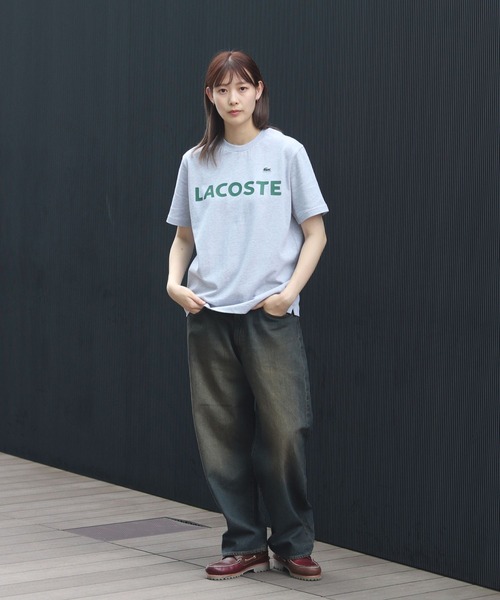 LACOSTE(ラコステ)の「LACOSTE / ヘビーウェイト ブランドネーム ロゴTシャツ(Tシャツ/カットソー・メンズ・ブラック/グレー/ホワイト・2/3/4/5)」の4枚目の写真
