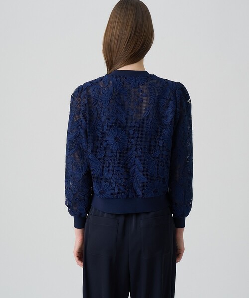 ANAYI(アナイ)の「フルールジップブルゾン(カーディガン/ボレロ・レディース・オフホワイト/ライトピンク/ネイビー・36/38)」の6枚目の写真