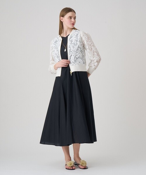 ANAYI(アナイ)の「フルールジップブルゾン(カーディガン/ボレロ・レディース・オフホワイト/ライトピンク/ネイビー・36/38)」の9枚目の写真