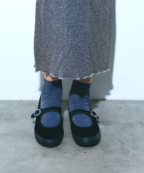 SLACK FOOTWEAR（スラックフットウェア）の「カンフーシューズ ゆべし メリージェーン TOLTE  トルテ ベルベット ベロア ストラップ（バレエシューズ・レディース・ボルドー/ネイビー・23.0cm/25.0cm/25.5cm/23.5cm/24.0cm/24.5cm）」の3枚目の写真