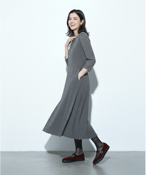 SLACK FOOTWEAR（スラックフットウェア）の「カンフーシューズ ゆべし メリージェーン TOLTE  トルテ ベルベット ベロア ストラップ（バレエシューズ・レディース・ボルドー/ネイビー・23.0cm/25.0cm/25.5cm/23.5cm/24.0cm/24.5cm）」の10枚目の写真